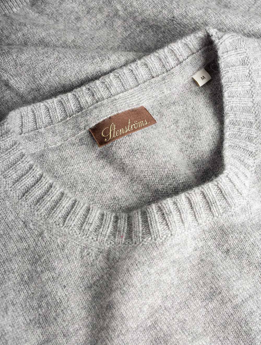 Crew Neck Cashmere Slim Fit Jumper Grey - Image 6